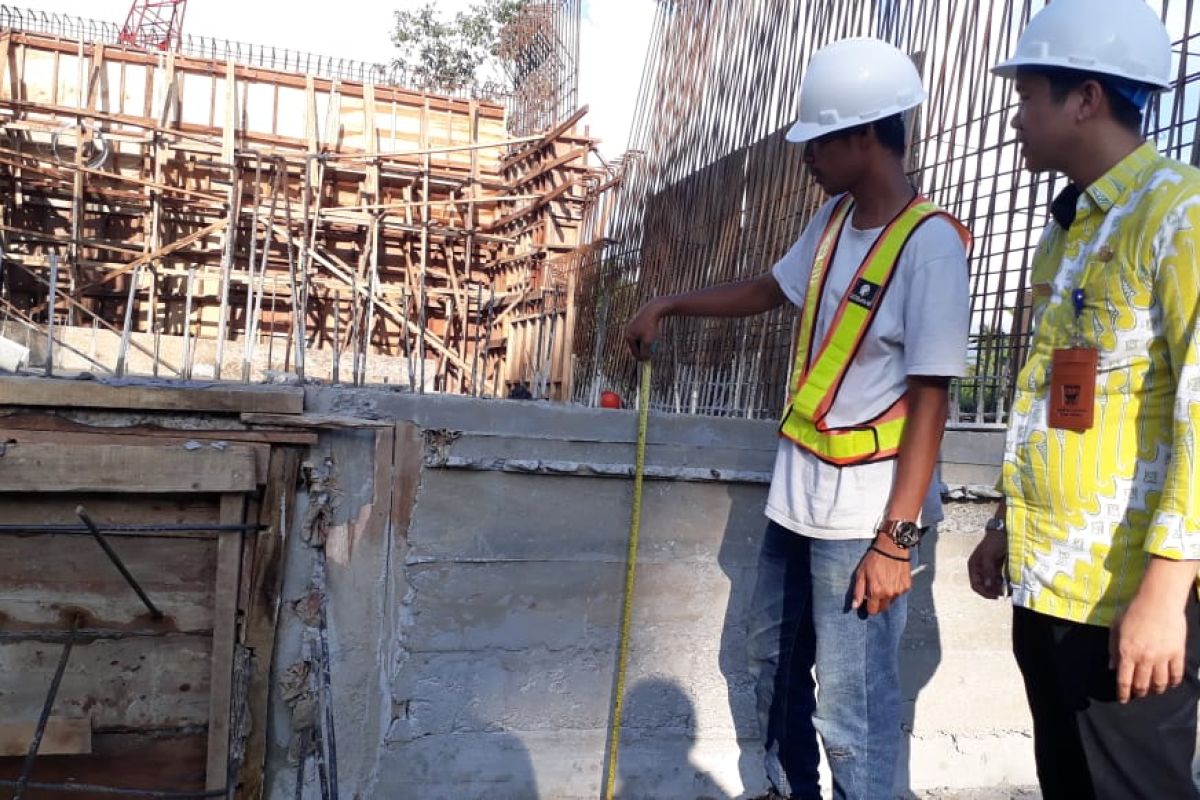 Baru 31 Persen Pengerjaan Jembatan Kayu Gadang Padang Pariaman Senilai