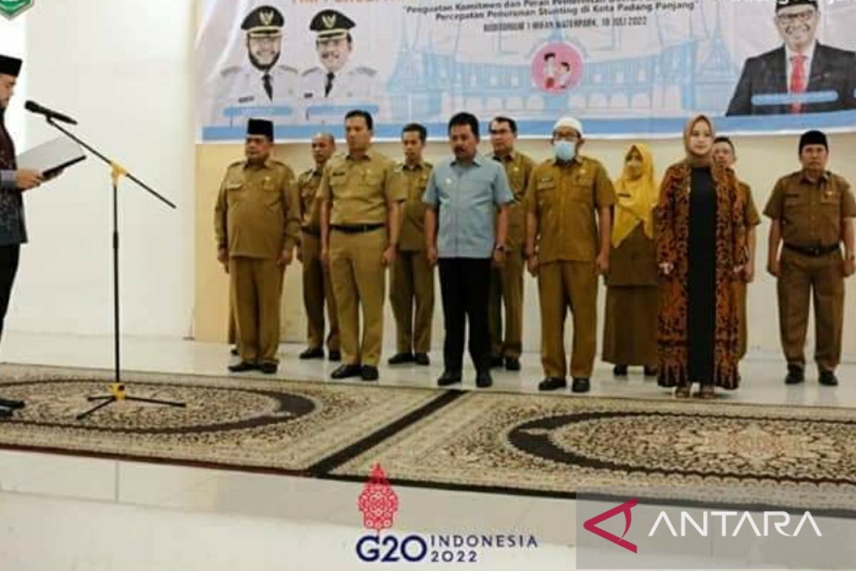 Tim Percepatan Penurunan Stunting Dikukuhkan Wako Fadly ANTARA Sumbar