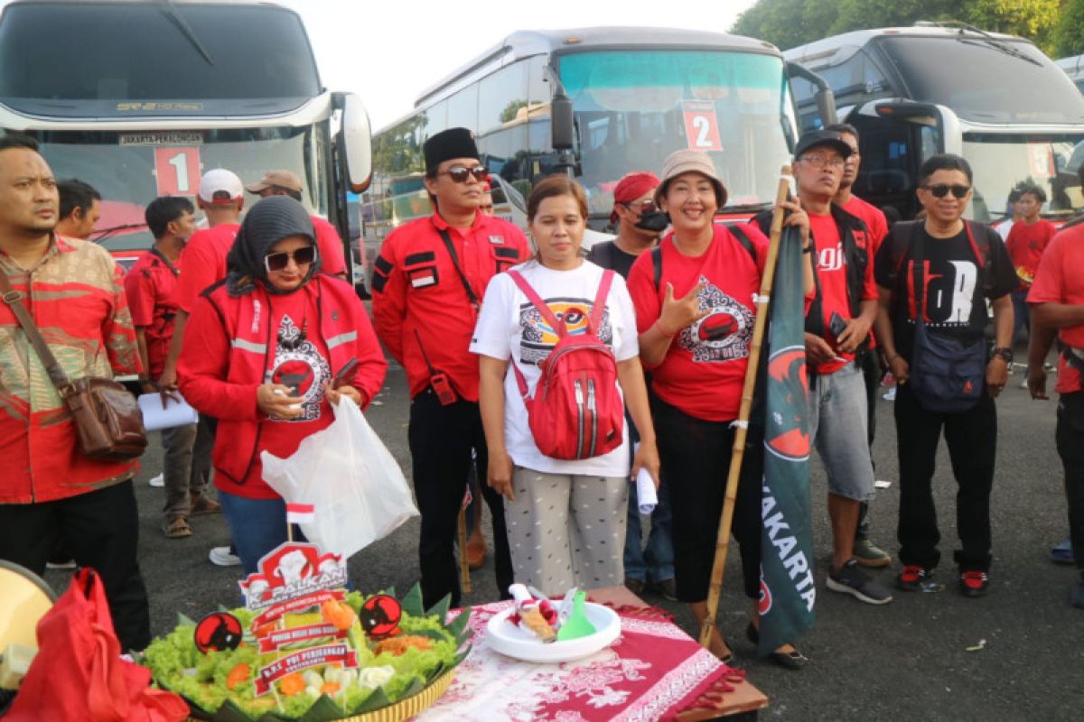 Banteng Jogja Bersemangat Dan Bergembira Hadiri Puncak Bulan Bung Karno