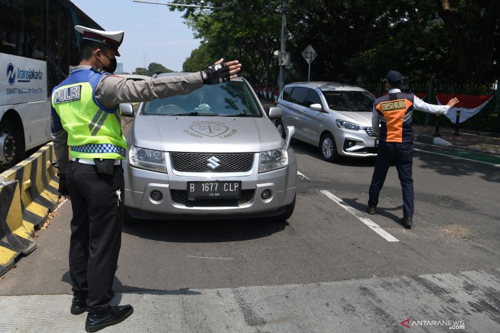 Isra Mikraj Dan Imlek Dki Tiadakan Ganjil Genap Pada Januari