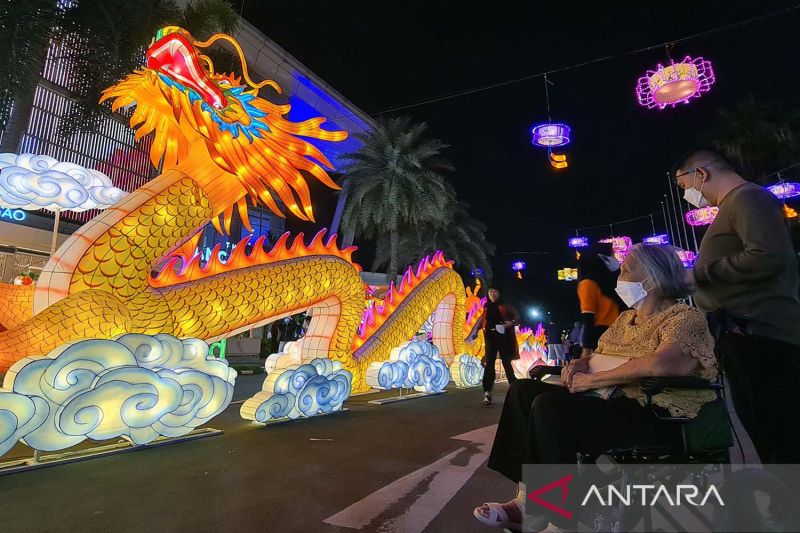 Gemerlap Festival Lampion Sambut Tahun Baru Imlek Antara News