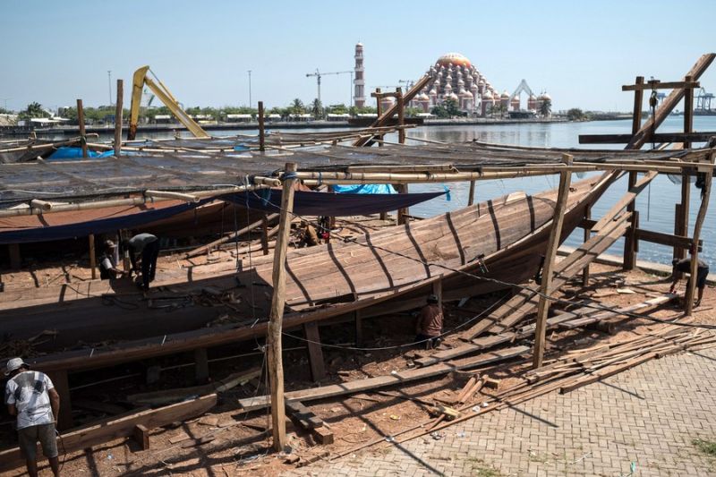 Album Asia Mengintip Pembuatan Perahu Tradisional Pinisi Di Makassar