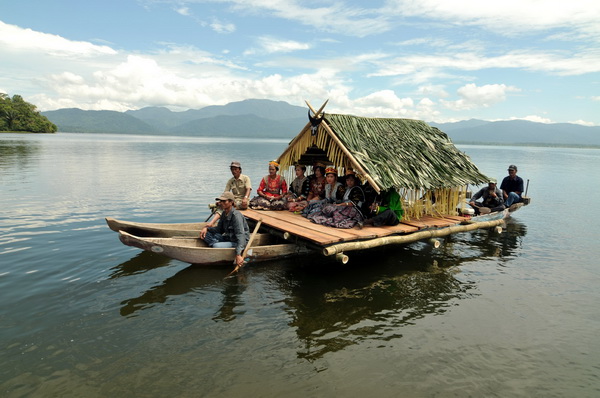 Danau Lindu semakin dangkal Danau Lindu semakin dangkal