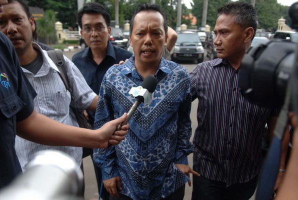 Ramadhan Pohan Tolak Pengangkatan Perangkat Desa Jadi PNS Ramadhan Pohan Tolak Pengangkatan Perangkat Desa Jadi PNS