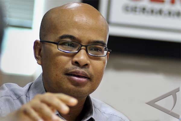 DPR tunggu usulan 