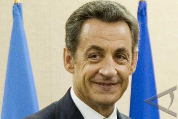 Sarkozy: Prancis Tuntaskan Tugasnya di Pantai Gading Sarkozy: Prancis Tuntaskan Tugasnya di Pantai Gading