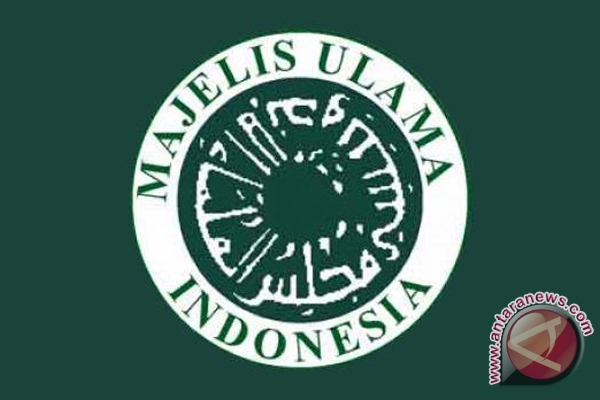 logo halal indonesia. Indonesian Ulema Council.