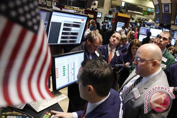 Harga minyak jatuh karena pertemuan Fed Harga minyak jatuh karena pertemuan Fed