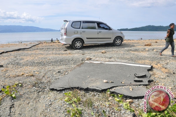 Tsunami di Papua, Satu Orang Tewas Tsunami di Papua, Satu Orang Tewas