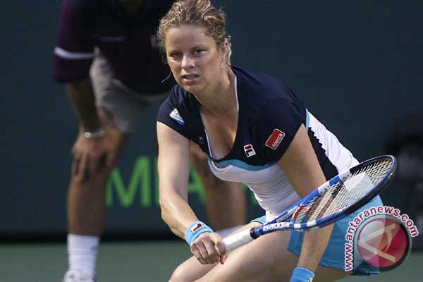 Remaja Inggris antar Clijsters ke gerbang pensiun Remaja Inggris antar Clijsters ke gerbang pensiun