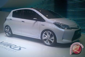Toyota Siapkan 10 Model Hybrid - IIMS 2013 - Otomotif ANTARA News