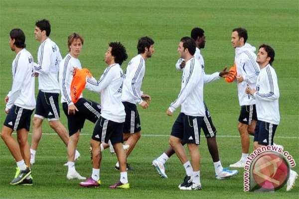 Callejon betah di Bernabeu Callejon betah di Bernabeu