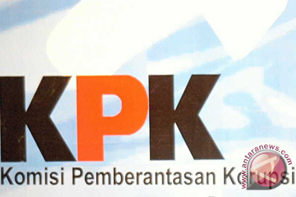 KPK tahan tiga tersangka suap DPRD Banten
