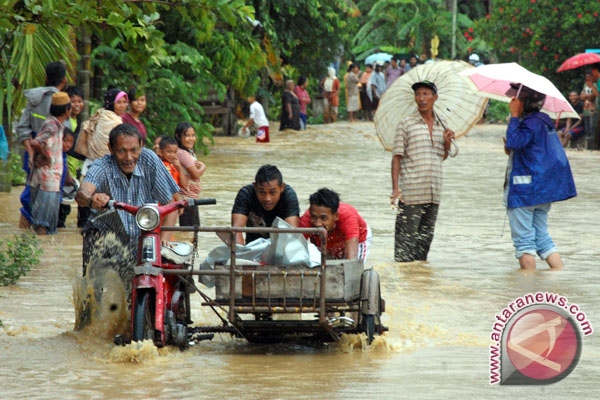 Aceh Tamiang dilanda banjir Aceh Tamiang dilanda banjir