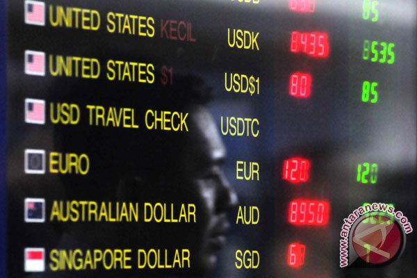 Rupiah menguat 13 poin Selasa sore Rupiah menguat 13 poin Selasa sore