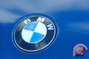 20110902115813bmw6x4 BMW akan pamerkan konsep seri 3 GT