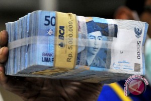 Rupiah Kamis pagi menguat 15 poin Rupiah Kamis pagi menguat 15 poin