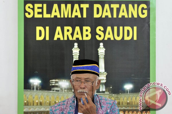 Jamaah haji Kalteng terbagi dua embarkasi Jamaah haji Kalteng terbagi dua embarkasi