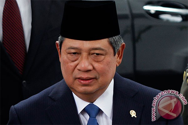 Presiden sampaikan rasa duka bagi keluarga Sudharmono Presiden sampaikan rasa duka bagi keluarga Sudharmono