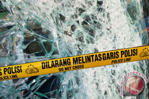 Kecelakaan tol Jagorawi ganggu arus lalu lintas Kecelakaan tol Jagorawi ganggu arus lalu lintas