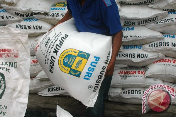 Kementan kembangkan 200 toko tani Indonesia