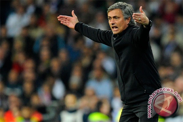 Mourinho tangani Real hingga 2016 Mourinho tangani Real hingga 2016