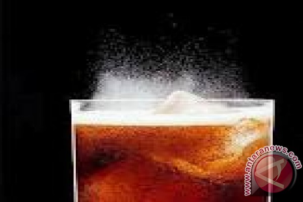 Minuman dingin tak bagus untuk berbuka puasa Minuman dingin tak bagus untuk berbuka puasa