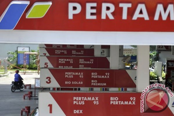 Pro-kontra rencana kenaikan harga BBM Pro-kontra rencana kenaikan harga BBM