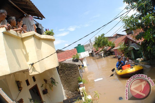 Banjir Tangerang rendam 1.055 rumah Banjir Tangerang rendam 1.055 rumah