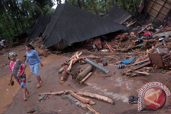 Kerugian akibat banjir bandang Pasaman Rp12,9 miliar Kerugian akibat banjir bandang Pasaman Rp12,9 miliar