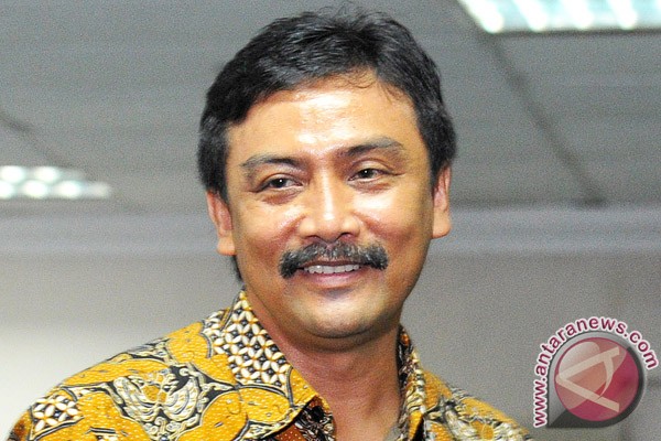Menpora kukuhkan Kontingen Indonesia untuk ASG 2012 Menpora kukuhkan Kontingen Indonesia untuk ASG 2012