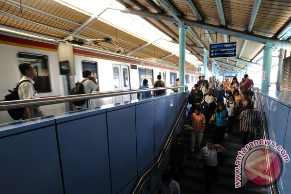 Aspeka: jangan hapus KRL ekonomi Aspeka: jangan hapus KRL ekonomi