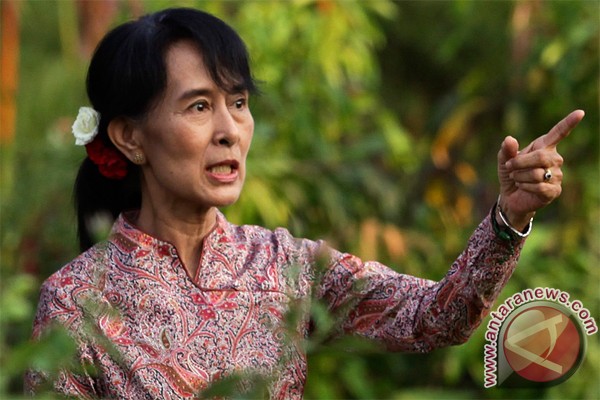 Suu Kyi lakukan lawatan ke Eropa Suu Kyi lakukan lawatan ke Eropa