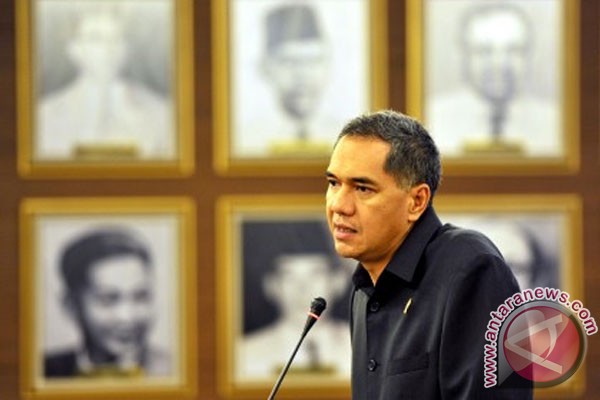 Menteri Perdagangan cek harga ke pasar Menteri Perdagangan cek harga ke pasar