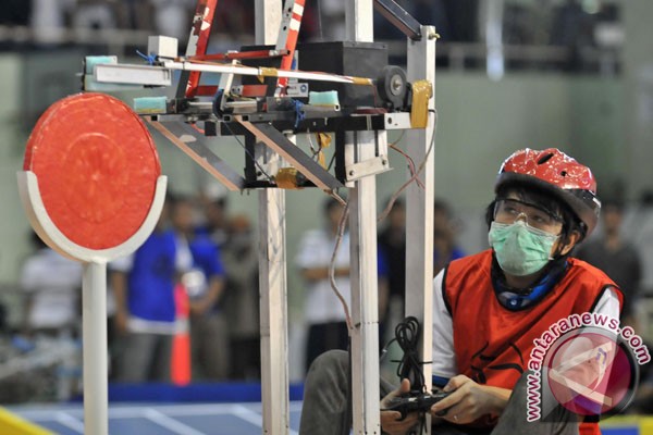 Pameran teknologi meriahkan kontes robot nasional Pameran teknologi meriahkan kontes robot nasional