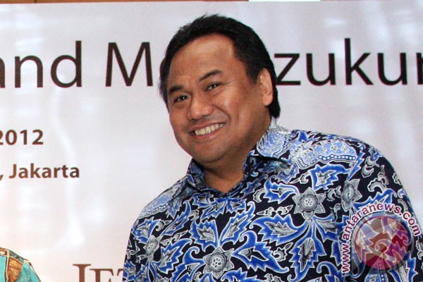 Buruh pabrik Panasonic gelar aksi penurunan emisi Buruh pabrik Panasonic gelar aksi penurunan emisi