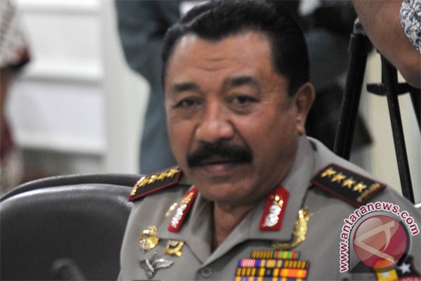 Kapolri minta ormas tidak lakukan sweeping Kapolri minta ormas tidak lakukan sweeping