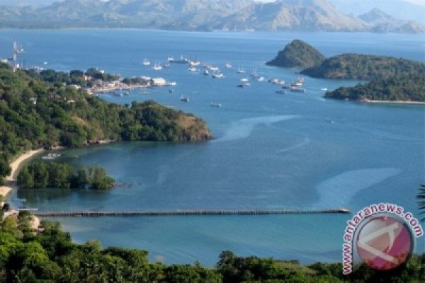 Tiga wisata darat pelengkap kunjungan Komodo Tiga wisata darat pelengkap kunjungan Komodo