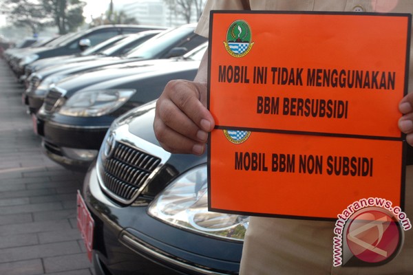 Pemkab Jembrana berinisiatif cetak stiker BBM non-subsidi Pemkab Jembrana berinisiatif cetak stiker BBM non-subsidi