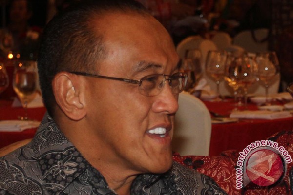 Pernyataan Akbar soal Ical cambuk untuk Golkar Pernyataan Akbar soal Ical cambuk untuk Golkar