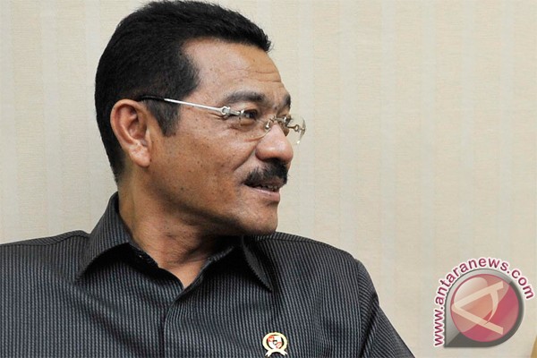 Pemerintah serahkan 12 UU Daerah Otonomi Baru Pemerintah serahkan 12 UU Daerah Otonomi Baru