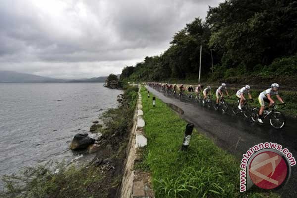 Nakajima rebut etape VI Tour de Singkarak Nakajima rebut etape VI Tour de Singkarak