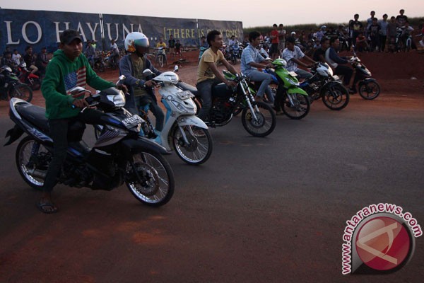 Geng motor brutal leluasa beraksi di Pekanbaru Geng motor brutal leluasa beraksi di Pekanbaru