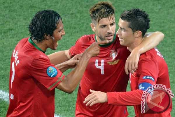 Gol Ronaldo bawa Portugal unggul 2-1 Gol Ronaldo bawa Portugal unggul 2-1