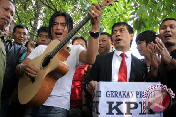 Dua artis jadi calon Wakil Bupati Garut Dua artis jadi calon Wakil Bupati Garut