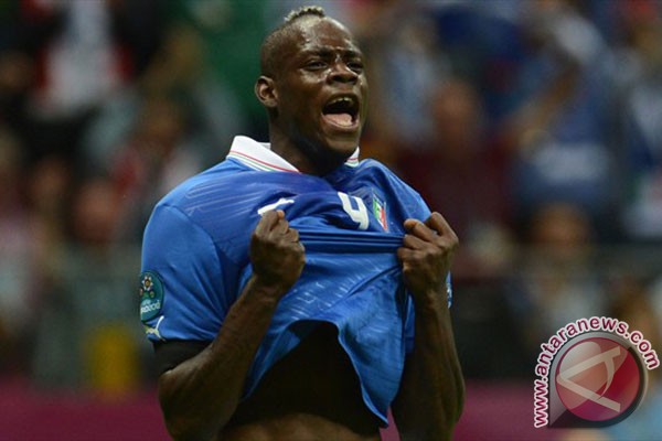Super Mario kini telah dewasa Super Mario kini telah dewasa