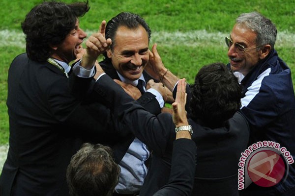 Kalahkan Jerman, Italia tantang Spanyol di final Kalahkan Jerman, Italia tantang Spanyol di final