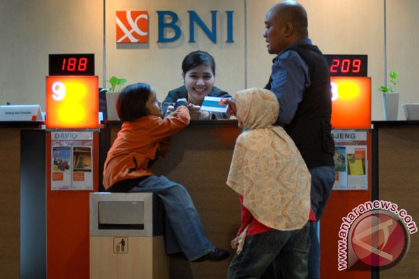 BNI raih tujuh penghargaan layanan kelola tunai BNI raih tujuh penghargaan layanan kelola tunai