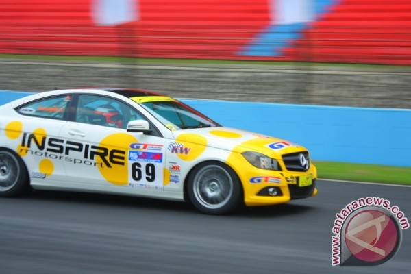 27 pembalap ikuti C-Coupe Touring Car Championship 27 pembalap ikuti C-Coupe Touring Car Championship