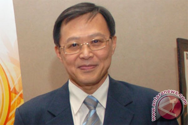 Bank Danamon chalks up 22 percent increase in profit. <b>Henry Ho</b>. - 20120719Henry-Ho-Danamon-001